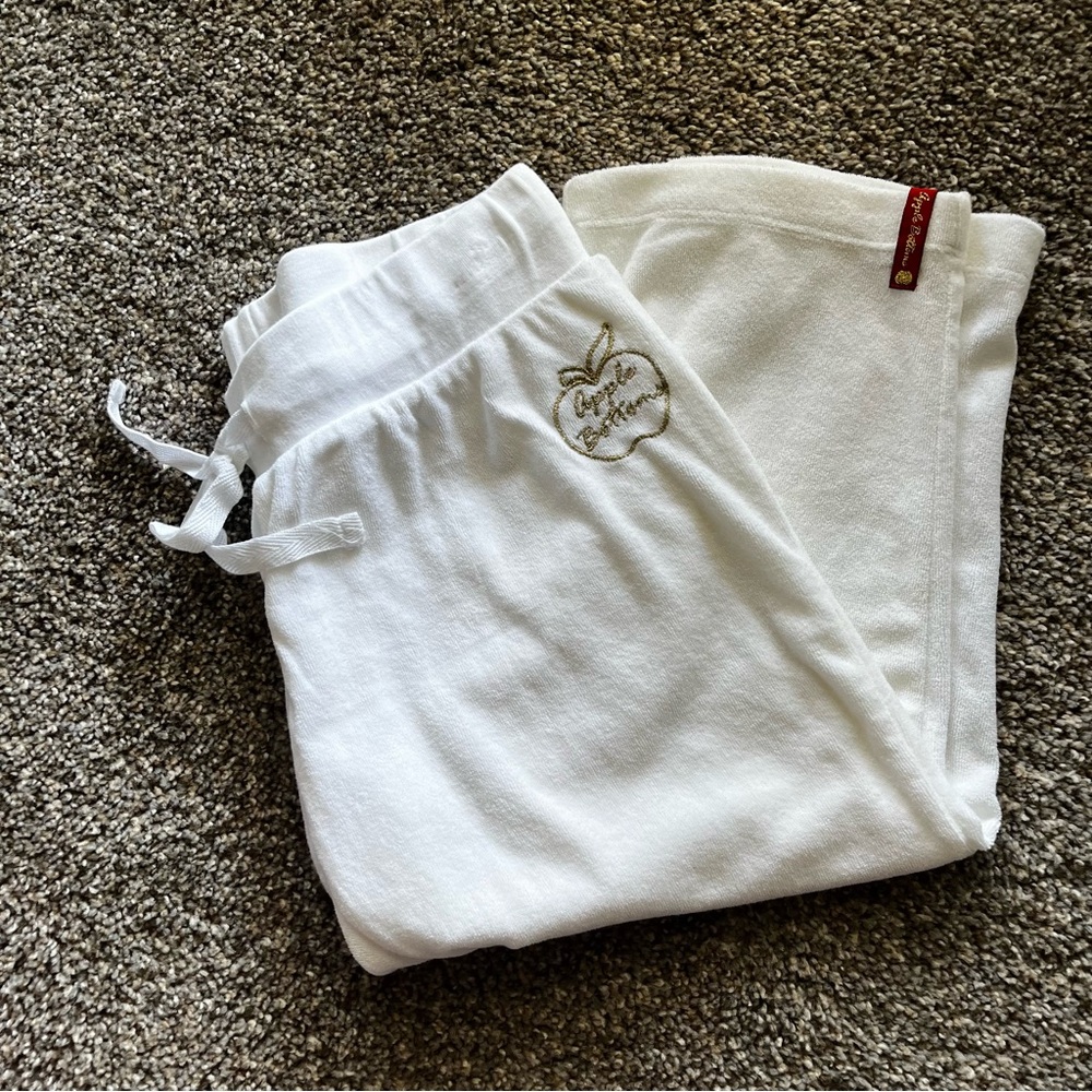Vintage Apple Bottoms Capris